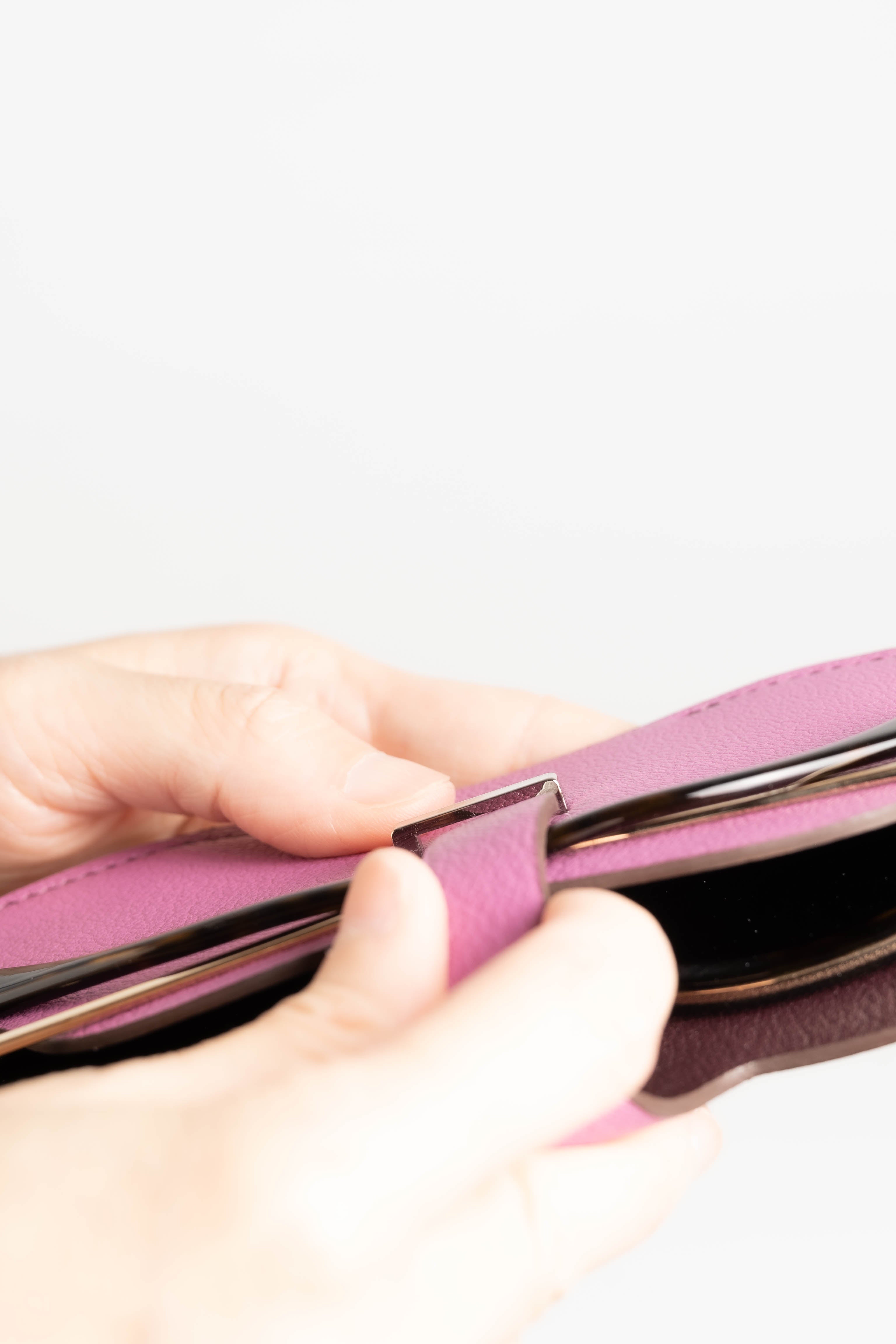 眼鏡ケース　眼鏡　アイウェア　おしゃれ　ファッション　デザイナーズ　ロスピンク　ミニマム　レザー　sunglasses case eyewear fashion leather minimal rose pink