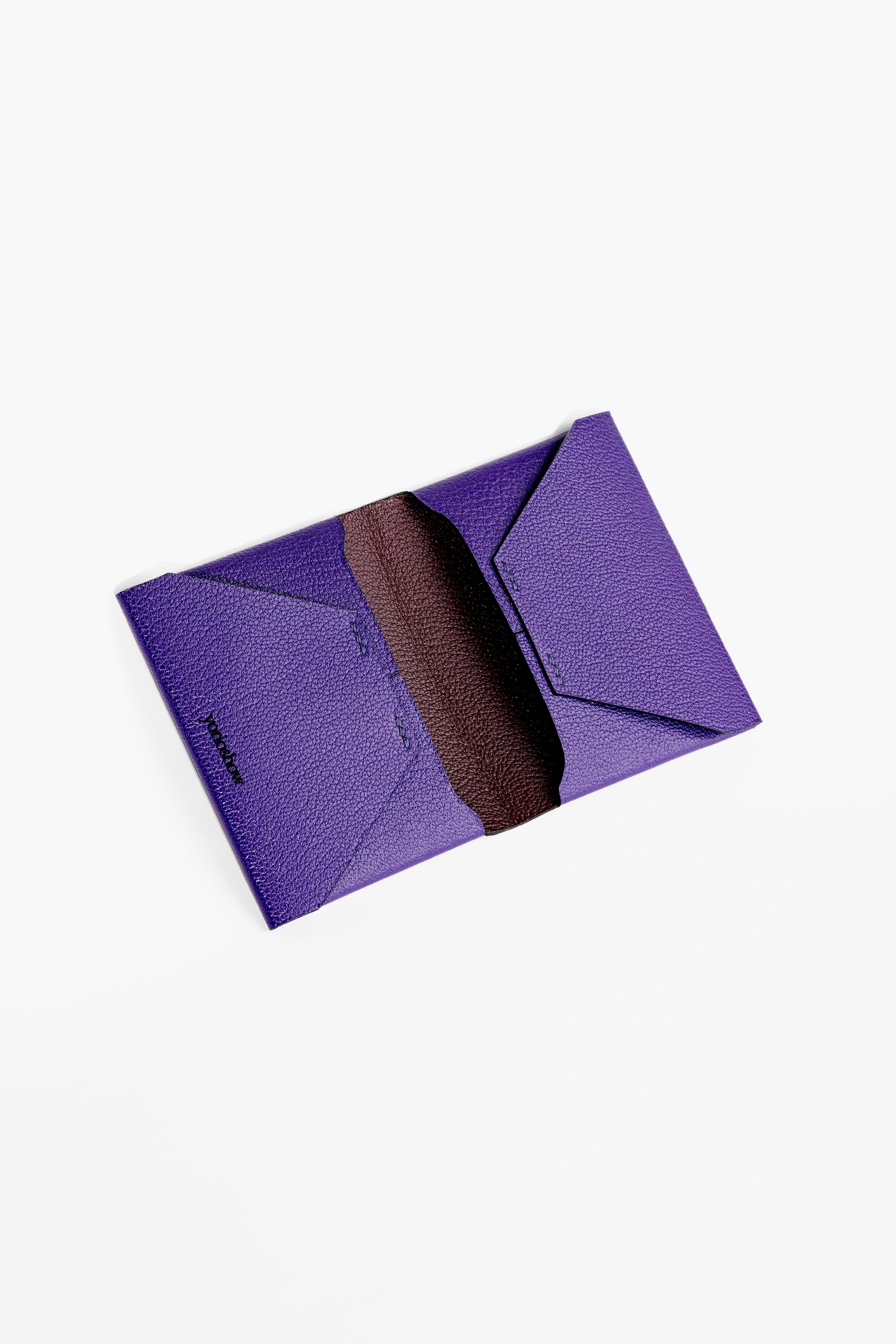 compact wallet minimal fashion designers purple コンパクトウォレット　財布　ミニマム　デザイナーズ　オシャレ　パープル　ファッション　おすすめ　見たことない goatskin 山羊革　フランス　